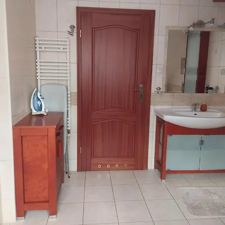 In Near Monte Cassino Street Apartment